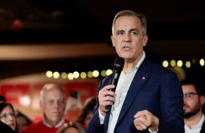 Os joelhos turísticos do Canadá nos Estados Unidos alcançaram uma grande vitória contra o ’51º estado’ contra ’51º estados’