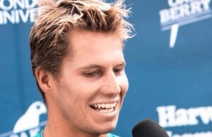 Meninos acusados de cuidar e agredir sexualmente um jovem treinador de surf – porque ele foi admitido para chocar um tribunal