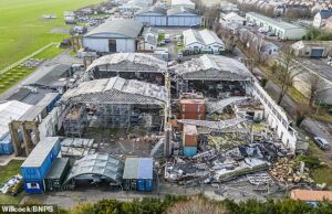 Historic Tihasik permitiu que o Airfield como um plano transformasse um cenário habitacional em um cenário habitacional