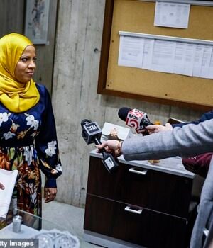 97135757-14593119-Boston_City_Councilor_Tania_Fernandes_Anderson_reportedly_refuse-a-6_1744298939261.jpeg