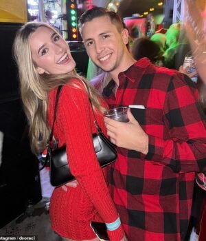97173161-14599175-Daniel_Soraci_pictured_with_his_girlfriend_co_owns_a_notorious_p-a-16_174438222898.jpeg