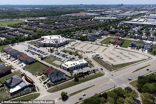 O controverso plano da mesquita para criar cidade islâmica já tem uma lâmpada larga no Texas