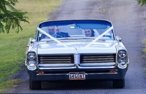 Sophie Deligio diz ‘eu faço’! Vítimas de queimaduras que foram feridas quando criança finalmente fica feliz depois que sua infância amada Joseph Salrono fica feliz depois dela