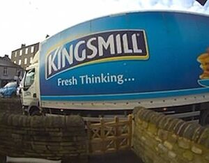97205275-14602435-Sam_Dodd_has_complained_of_lorries_delivering_to_a_local_Sainsbu-a-1_1744830491325.jpeg