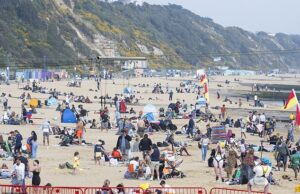 A Grã -Bretanha é o dia mais quente do ano, quando a temperatura atinge 24 ° C e o Reino Unido toma banho ao sol da glória – mas não dura muito tempo