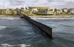 Fantástica Cidade da fronteira da Califórnia foi atingida por novos problemas no estômago-manto