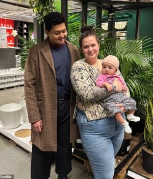 97513279-14631763-Indonesian_hospital_worker_Aditya_Harson_is_facing_deportation_a-m-4_1745238742979.jpeg