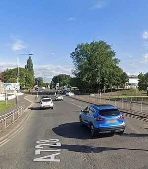 97587767-14638389-Neil_McDonald_was_arrested_on_Aikenhead_Road_Glasgow_at_around_2-a-5_1745396572477.jpeg
