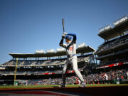 3 razões para preocupações com os dodgers: arremesso de início subper, má defesa e ausência de Freddy Freemann