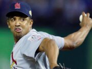 Octavio Dotel, que já manteve um recorde de lançamentos para 5 equipes da Major League, o Dr. Roof entrou em colapso