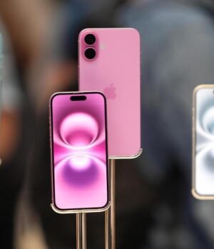 Apple_iPhone_16593.jpg