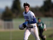 ‘Eu sempre quero representar o quadro’: por que o estrela de beisebol de Irvington, Braden Jacksa, escolheu ficar em casa