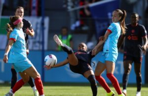 As estrelas de Chicago foram reduzidas em 2-1 no Home FC com a primeira partida da temporada FC