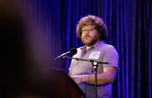 Assistente Social que tentou salvar o bebê Phoenix como ‘Protetor Infantil’ do ano – Mercury News