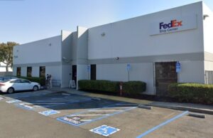 FedEx, a Goodwill cortou alguns locais da área da baía e cortou algumas centenas de empregos