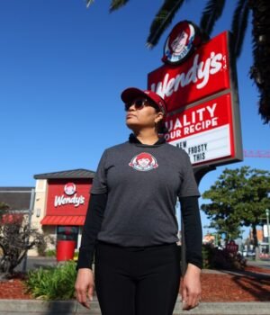 SJM-L-FASTFOODWAGE-0410-1.jpg