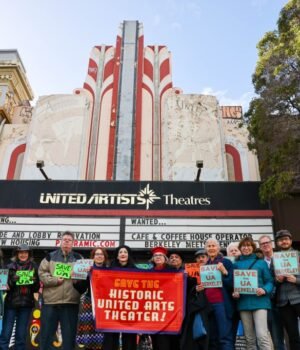 SJM-L-MOVIEPALACE-02XX-1.jpg