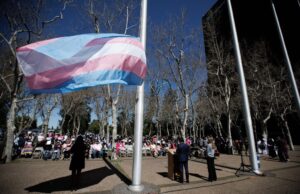 A política de bandeira do condado de Santa Clara não é justa