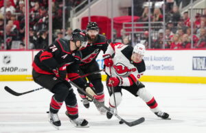 ‘Não vamos mudar o que fazemos’: Jacob Slavin na primeira rodada com a preparação para o jogo 2