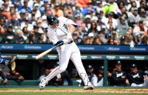 Torakelson atingiu Homer 3-Run Homer, os Tigres venceram por 3-1 e o Royals perdeu o sexto imediatamente