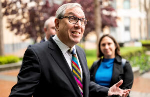 As alterações no limite da lista não foram liquidadas no último registro de US $ 2,8 bilhões da NCAA no último registro