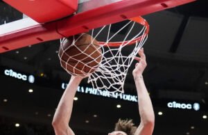 Julian Philips Career Altos 23 pontos e Bulls Route Wizards marcou 119-89