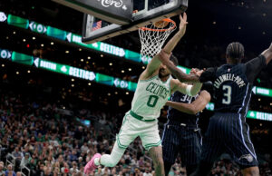 Play-off da NBA: os raios X de Jason Tatum voltam limpo após uma falta dura, cair em seus pulsos durante o jogo Celtics-Magic