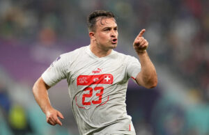 Shakiri novamente brilha no título suíço depois que o futebol da liga principal suspendeu a carreira