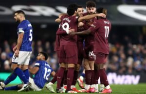 Como o Manchester City jogará contra o Villa será uma história para assistir hoje à noite.