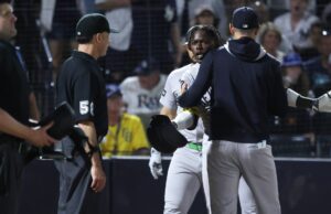 Jazz Chishlam de Yankis Jr. Obtenha suspensão de um jogo para rasgar os árbitros nas mídias sociais