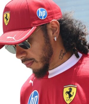 lewis-hamilton-ferrari.jpg