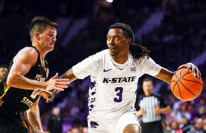 CJ Jones, guarda K-State, entra no portal de transferência