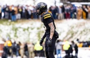 DB do estado dos Apalaches Taylor está comprometido com a Virgínia Ocidental