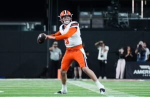 AG GOLS Draft ex -quarterback do estado de Syracuse e Ohio Kyle McCard
