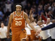 Texas Tray Johnson anuncia que anunciará o draft da NBA após sua grande nova temporada