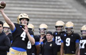 UCLA, Tennessee Ajuste Quarterbacks – NBC Sports
