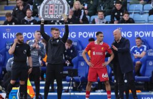 ARN Slot Response-Tent-Tent Alexander-Arnold Liverpool O chefe, o título da Reds Premier League está se mudando para a preparação