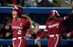 OU Rally para vencer os dois jogos no domingo para vencer o estado do Mississippi