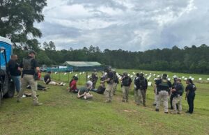 Os estados estão dizendo aos xerifes que podem trabalhar com gelo – ou não podem – Mercury News