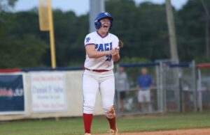 RACE Softball está retornando à Final Final do estado após a quinta região desenhada