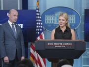 Vídeo viral de Cryz e estranho anti-Trump depois que o troll cruel de Caroline Levit, de Orange Harris, queima a internet