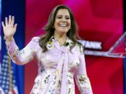 A nova guerra civil do MAGA se espalha entre dois dos dois maiores aliados de Trump no Congresso