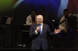 Tories cobertos depois de perder 6005 assentos na festa de colapso do colapso da eleição local