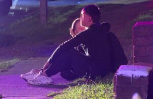 Amigos são cortados do piloto australiano por causa de ‘erros trágicos’ porque ele lutou pela vida