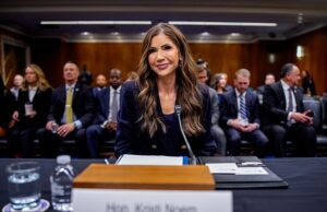 ICE Barbie Christie Noom Insan está sob fogo por reality shows, onde os imigrantes competem pela cidadania rastreados rapidamente