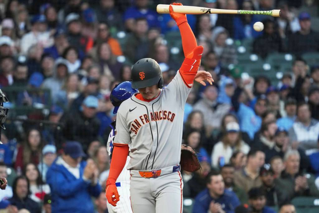 Patrick Bailey, da SF Giants, lutas para falar