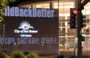 O ativista da projeção da área da baía chega a US $ 120.000 em caso de direitos civis