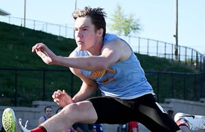 Os caras do LS venceram 10 eventos, Cruise na equipe Rocket Relay Headed – Newton Daily News