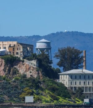 SJM-L-ALCATRAZ-0505-2.jpg