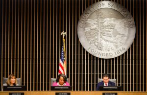 O xerife do investigador limpou o executivo do condado em San Mateo de má conduta